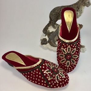 Girl's Sparkly Indian Slippers!